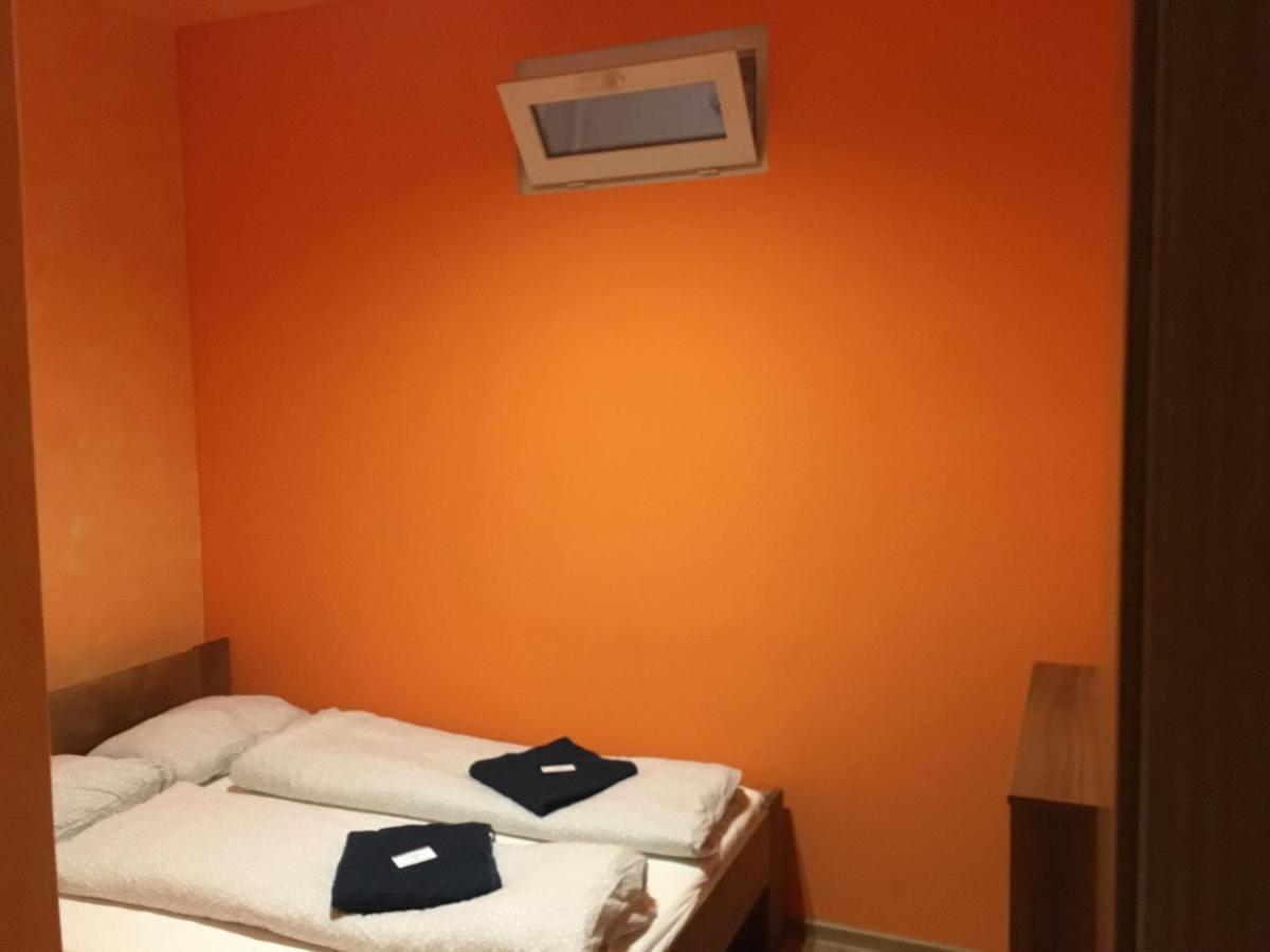 Cb Rooms/Bed&Soup Ceske Budejovice Exterior foto
